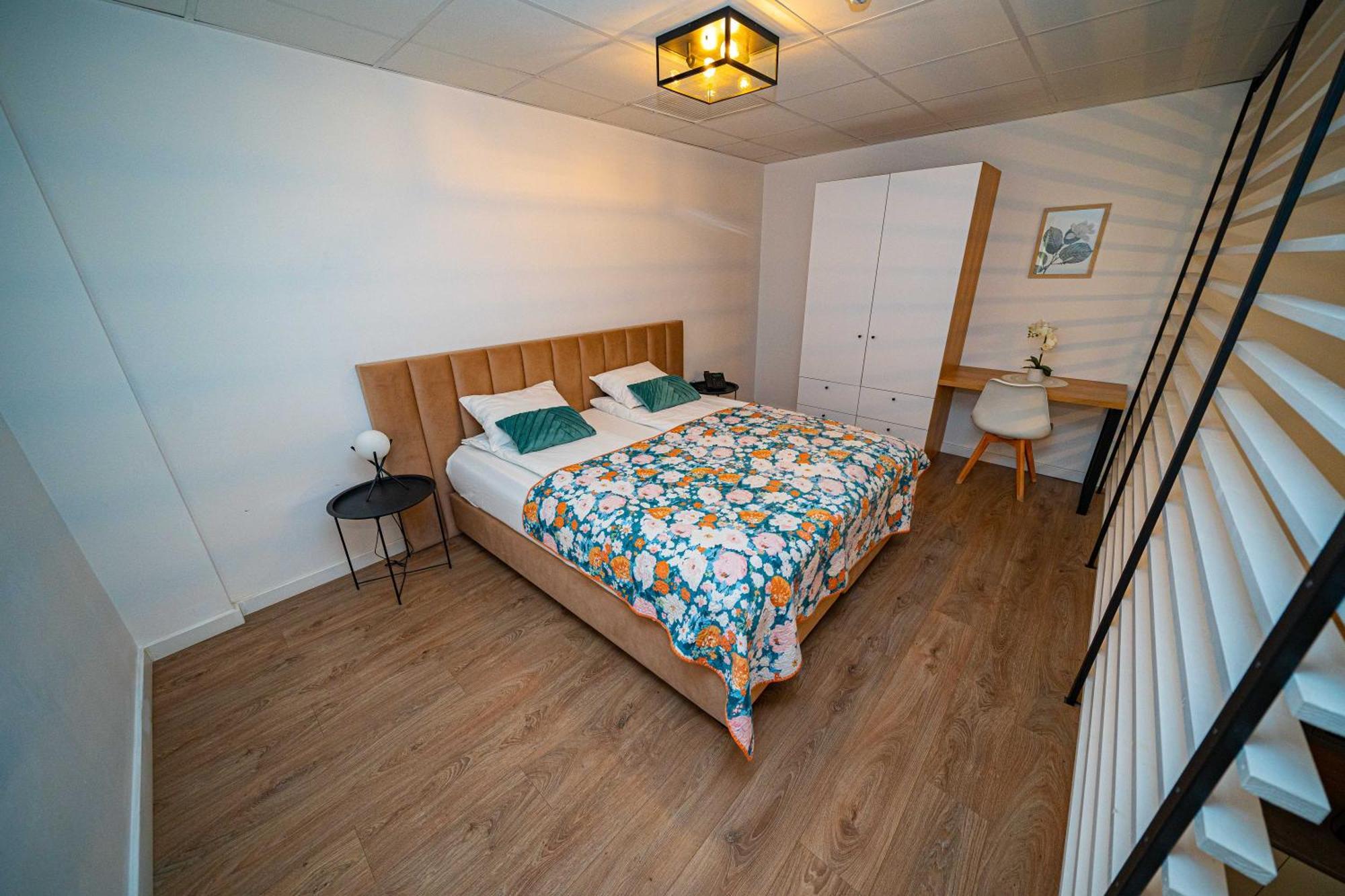 Friends Residence Apartments Timisoara Bagian luar foto