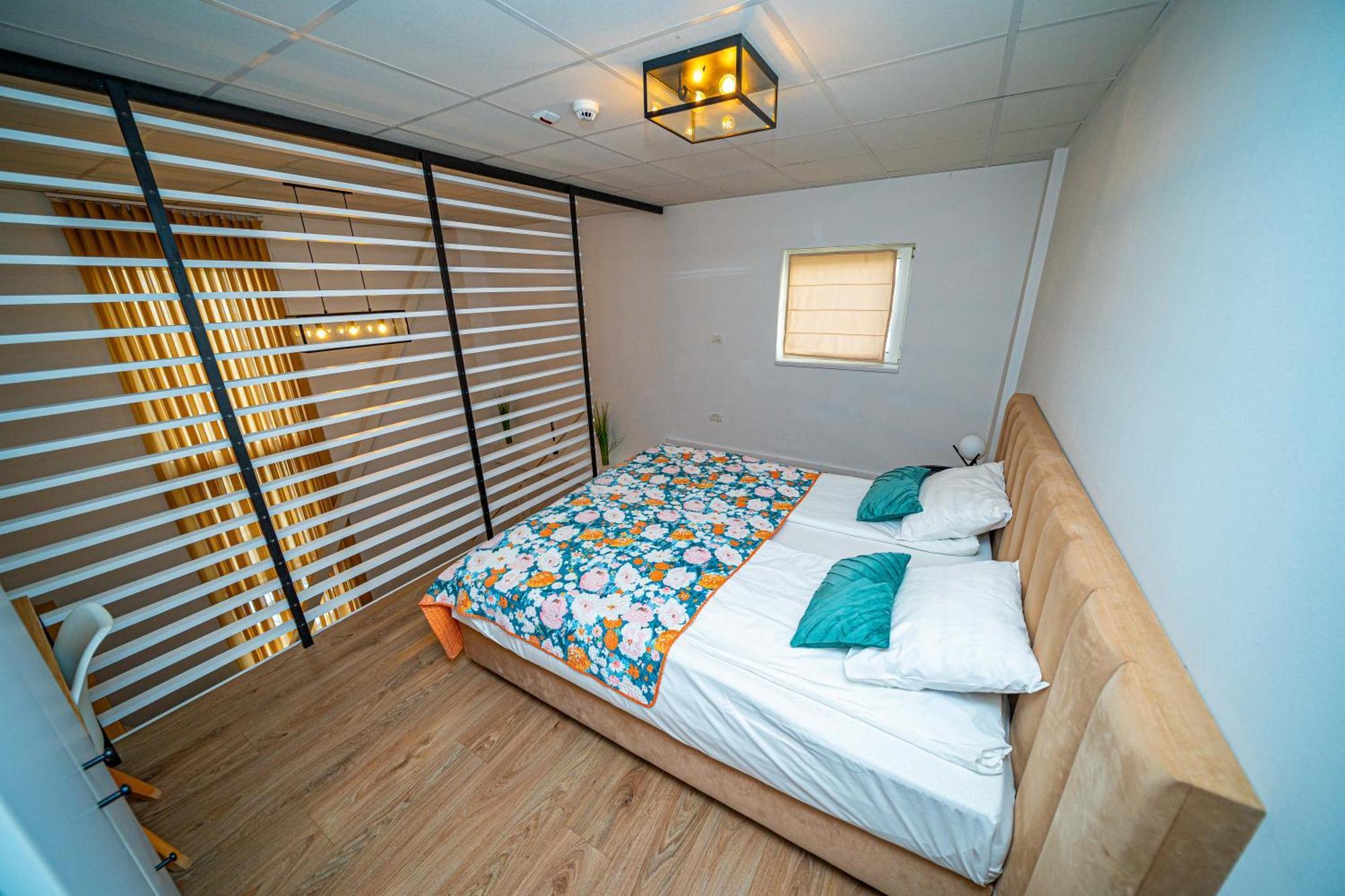 Friends Residence Apartments Timisoara Bagian luar foto